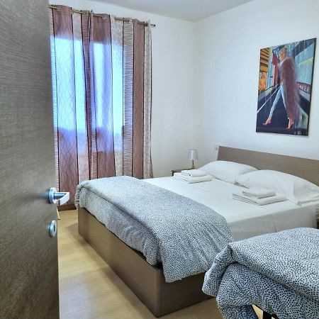 Valevalehome - Home Gallery With Fully Equipped Kitchen, Reserved Parking, Big Garden Όλμπια Εξωτερικό φωτογραφία