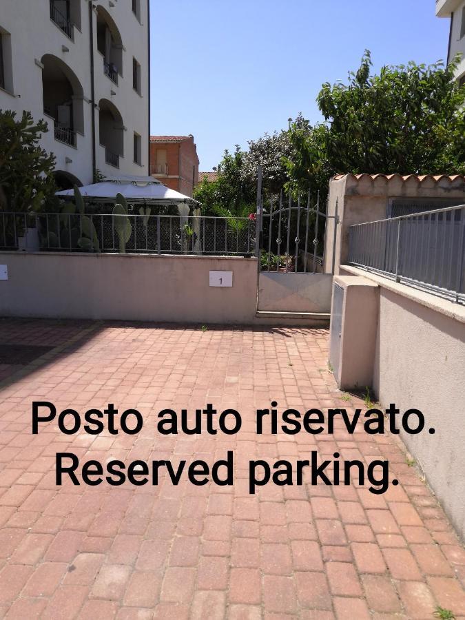 Valevalehome - Home Gallery With Fully Equipped Kitchen, Reserved Parking, Big Garden Όλμπια Εξωτερικό φωτογραφία