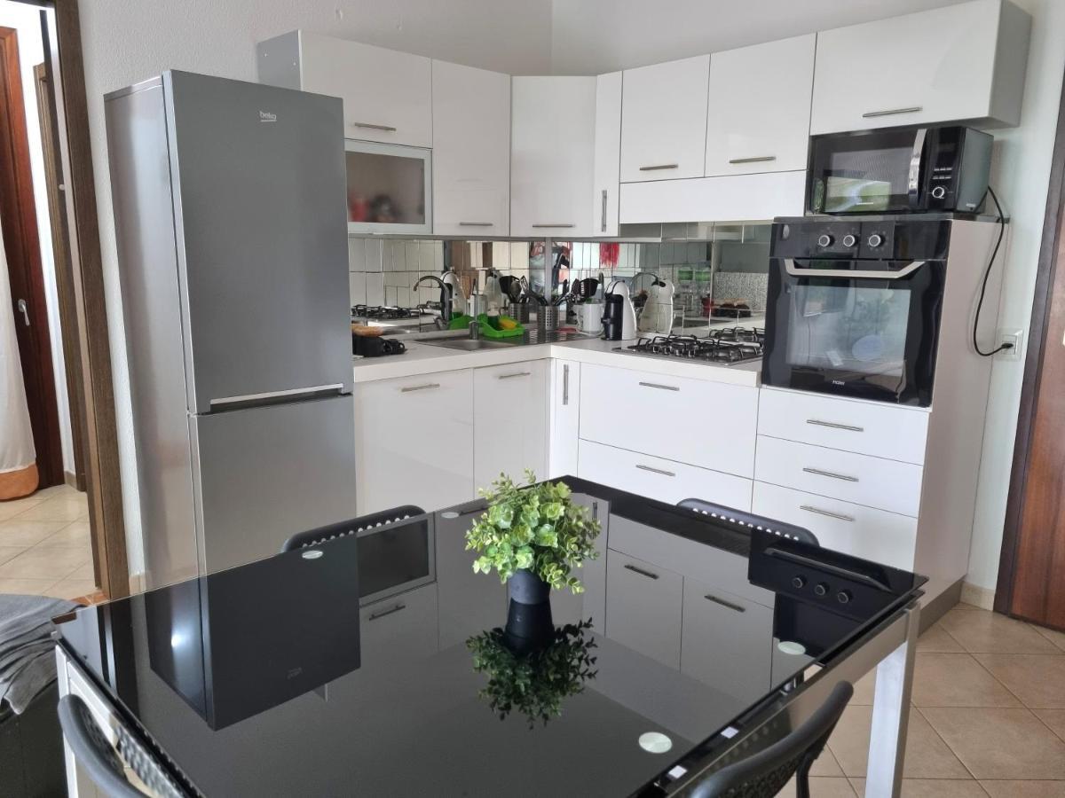 Valevalehome - Home Gallery With Fully Equipped Kitchen, Reserved Parking, Big Garden Όλμπια Εξωτερικό φωτογραφία