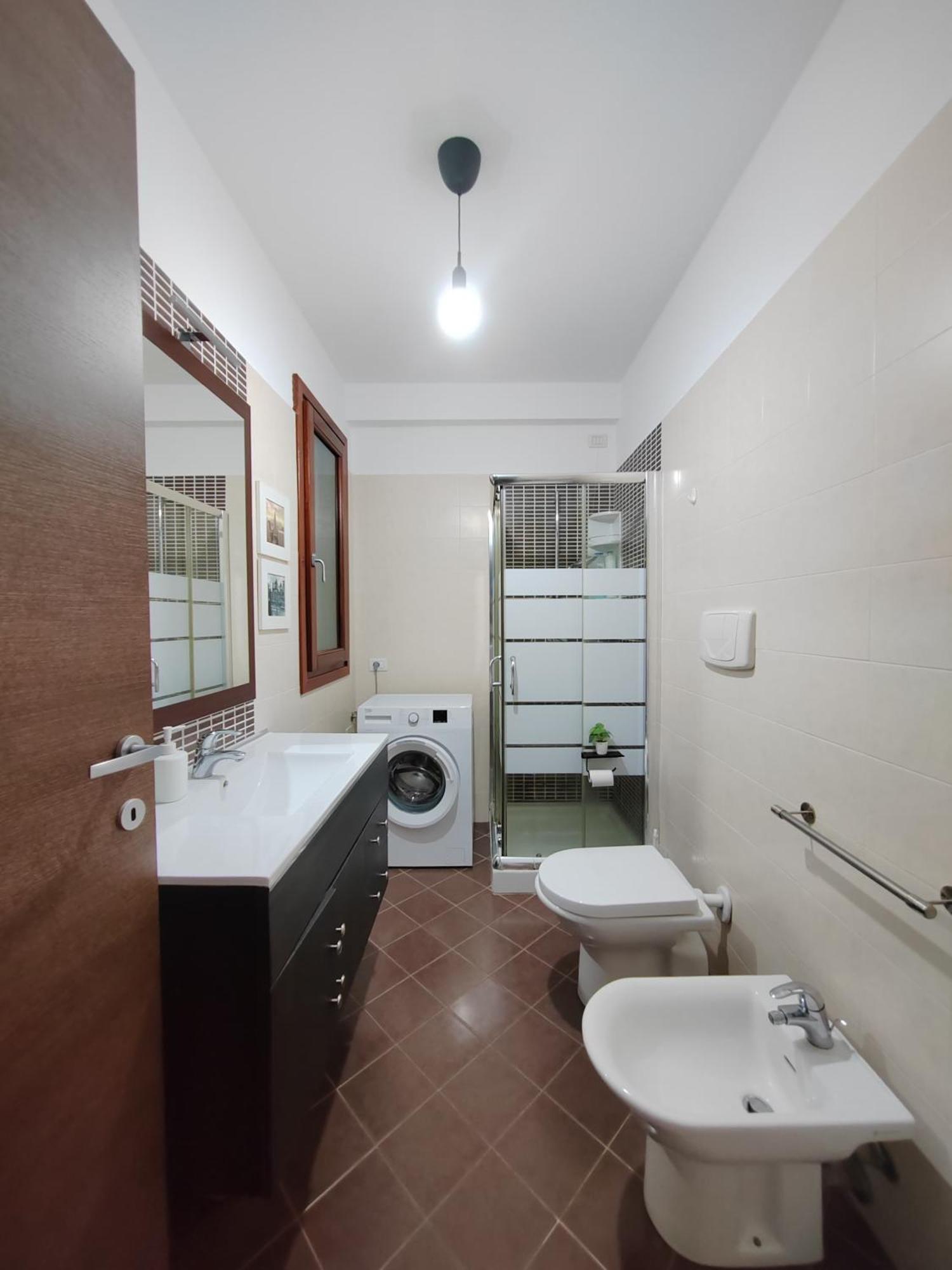 Valevalehome - Home Gallery With Fully Equipped Kitchen, Reserved Parking, Big Garden Όλμπια Εξωτερικό φωτογραφία
