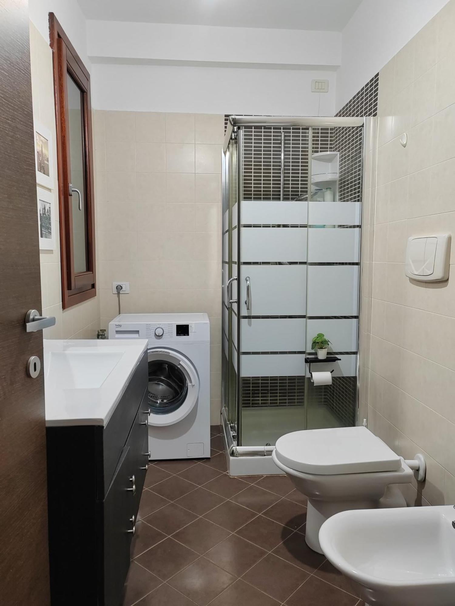 Valevalehome - Home Gallery With Fully Equipped Kitchen, Reserved Parking, Big Garden Όλμπια Εξωτερικό φωτογραφία