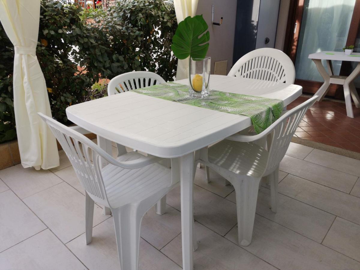 Valevalehome - Home Gallery With Fully Equipped Kitchen, Reserved Parking, Big Garden Όλμπια Εξωτερικό φωτογραφία